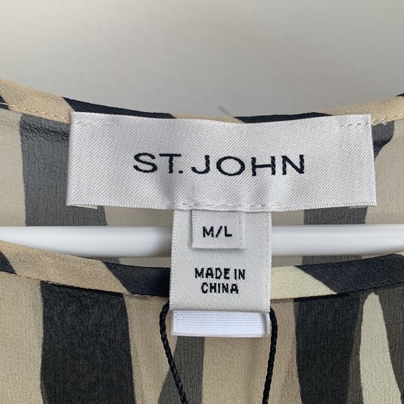 ST. JOHN 100% Silk Sheer Zebra Print Top/Blouse size M/L - Picture 5 of 10